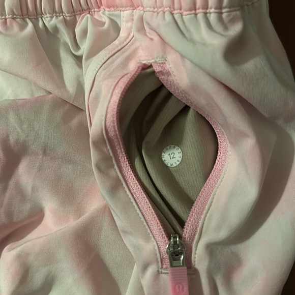 Lululemon Track That Shorts Size 12 - Picture 3 of 3